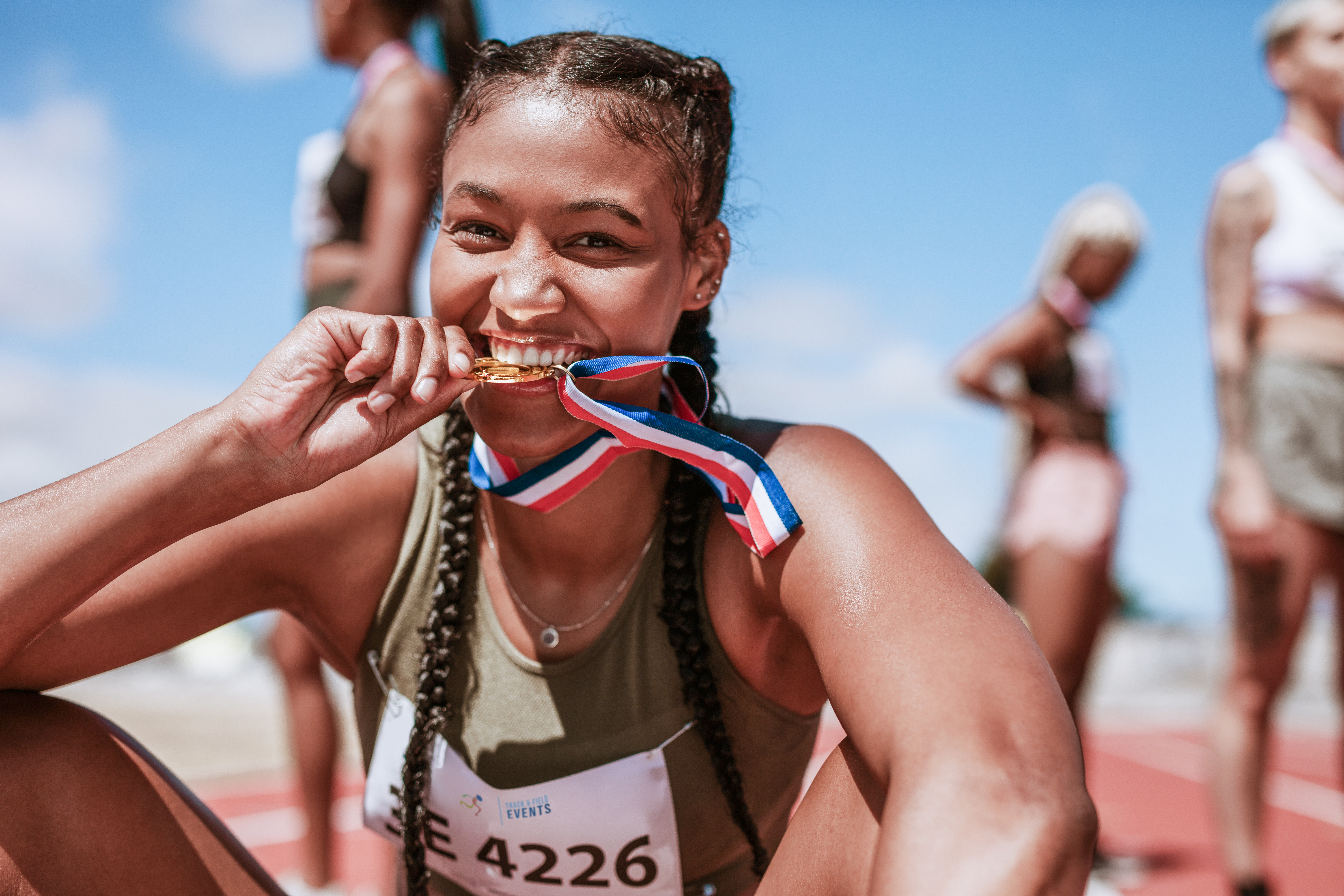 Athlète médaille image dossier de presse Paris 2024