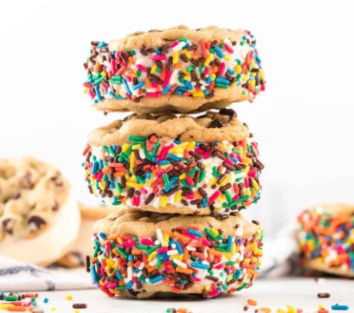 cookie dough sandwiches