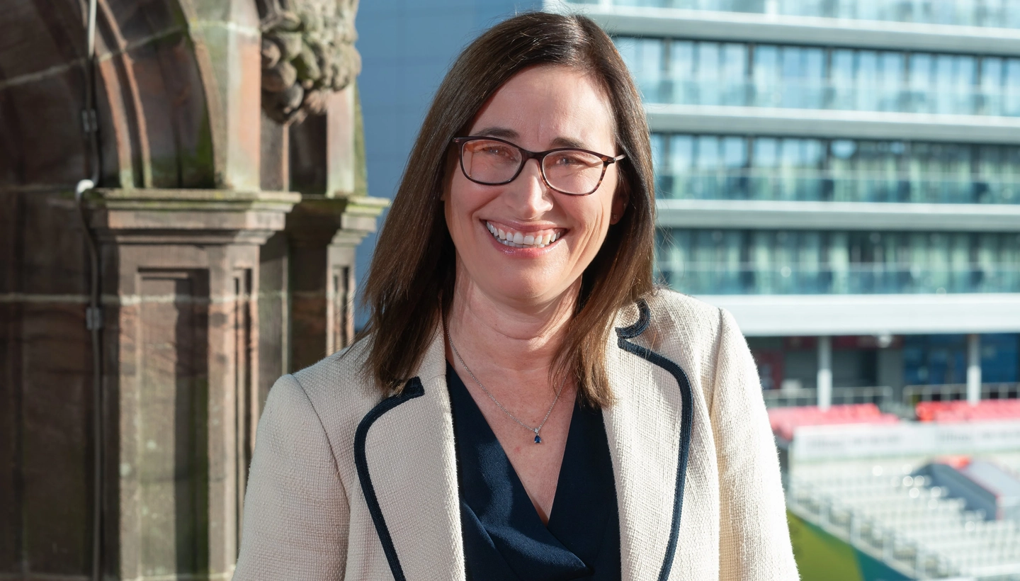 Claire Morris headshot